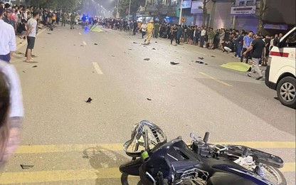 Hà Nội: Xe máy đấu đầu, 4 người thương vong tại Gia Lâm