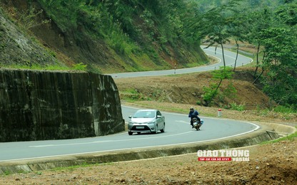 Vì sao chưa thể đầu tư đồng bộ tuyến QL4 qua Hà Giang?