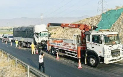 Tai nạn trên cao tốc Vĩnh Hảo - Phan Thiết, tài xế ô tô tải tử vong