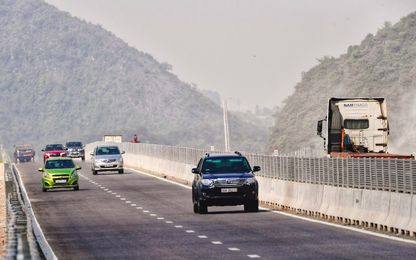 Tổ chức các điểm dừng nghỉ tạm thời dọc các cao tốc chưa có trạm dừng nghỉ dịp 30/4-1/5 và cao điểm hè