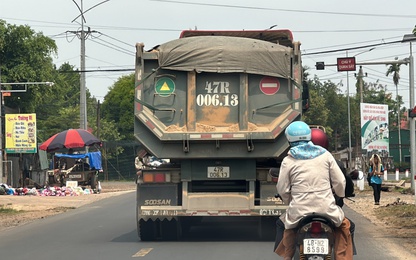 CSGT Đắk Lắk xử lý xe chở cát quá tải, quá khổ trên QL27 sau phản ánh của Tạp chí GTVT