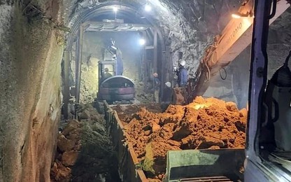 Thủ tướng: Huy động tối đa tất cả các nguồn lực, khắc phục nhanh nhất sạt lở hầm Bãi Gió