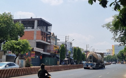 Vụ một phụ nữ bị thanh sắt rơi trúng đầu khi đang đi trên đường ở Đắk Lắk: Xử phạt đơn vị thi công