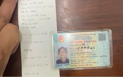 Người đàn ông vi phạm nồng độ cồn, đánh CSGT Đắk Lắk khi bị yêu cầu kiểm tra