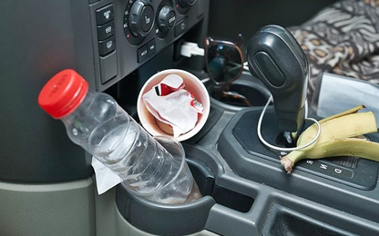 Những vật dụng không nên để trong ô tô mùa hè