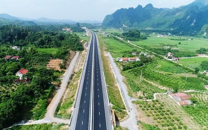 Những công trình giao thông tạo đà để vùng đất Hoa ban cất cánh