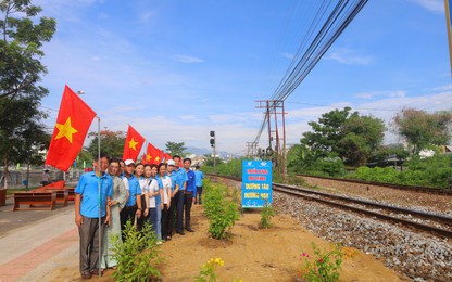 Phụ nữ Đà Nẵng ra mắt mô hình "Đường tàu - Đường hoa"