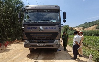 CSGT Đắk Lắk xử lý loạt trường hợp vi phạm chở hàng quá tải, quá khổ, cơi nới thành thùng