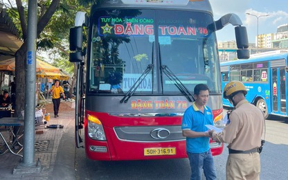 CSGT TP. HCM tăng cường kiểm tra, xử phạt "xe dù, bến cóc"