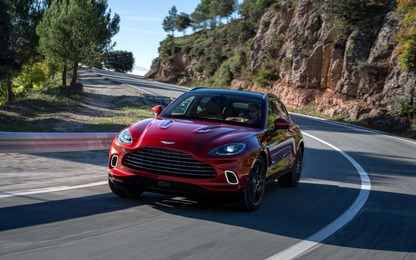 Siêu xe Aston Martin DBX bị triệu hồi tại Việt Nam