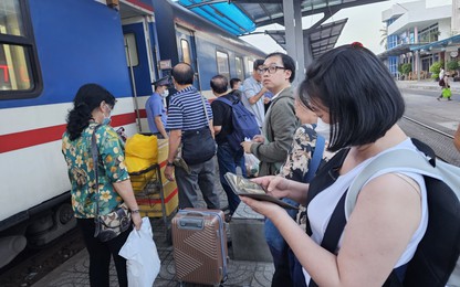 Mở bán vé tàu đến hết năm 2024 với nhiều chương trình ưu đãi lớn