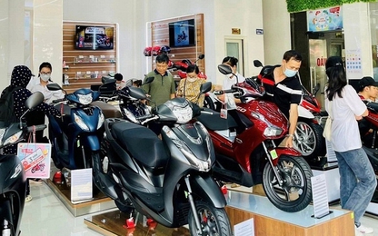 Tiêu thụ xe máy sụt giảm
