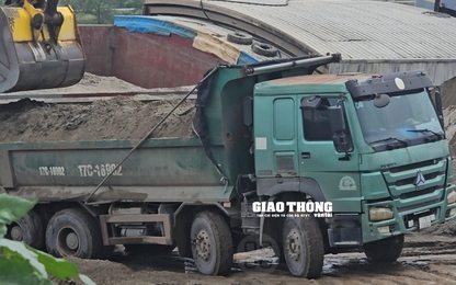 Thái Bình: Xe chở vật liệu có dấu hiệu quá tải phục vụ dự án Cụm công nghiệp Nam Hà
