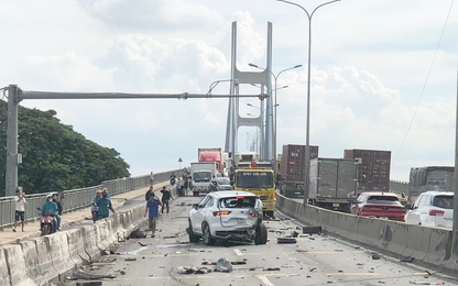 Hé lộ nguyên nhân vụ tai nạn kinh hoàng trên cầu Phú Mỹ
