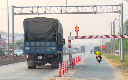 Bình Dương thí điểm xử phạt xe quá tải qua trạm cân tự động từ ngày 1/10