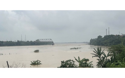 Đề xuất giám định, làm rõ trách nhiệm tổ chức, cá nhân trong vụ sập cầu Phong Châu