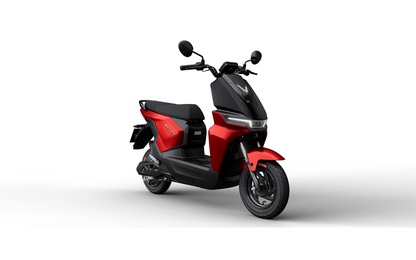 Nở rộ cuộc đua xe máy điện giá rẻ cho học sinh, hàng trôi nổi dần bị loại bỏ