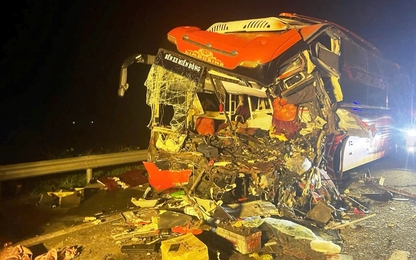 Khắc phục hậu quả vụ TNGT nghiêm trọng trên cao tốc Đà Nẵng - Quảng Ngãi