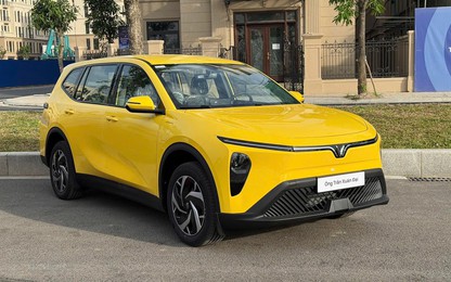 Ôtô 7 chỗ “nóng” trở lại, không chỉ xe dịch vụ mà cả xe gia đình