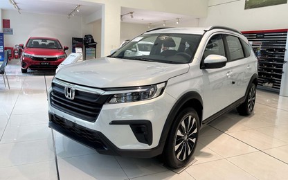 Giá xe Honda BR-V lăn bánh tháng 3/2025: Giảm không phanh rẻ hơn Mitsubishi Xpander