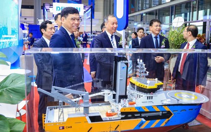 Cận cảnh giới thiệu công nghệ đóng tàu và công trình ngoài khơi tại Vietship 2025