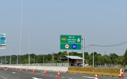 Chính thức khai thác 18 km phía Tây cao tốc Bến Lức - Long Thành
