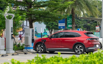 Gỡ "nút thắt" hạ tầng trạm sạc xe điện - Kỳ 1: Sức "nóng" thị trường xe điện Việt Nam