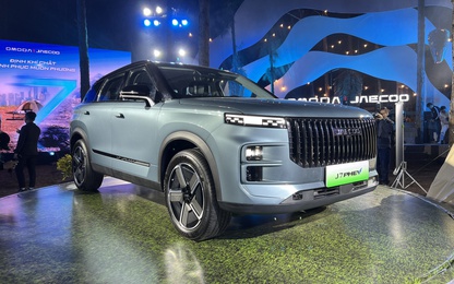 Omoda C5 và Jeacoo J7 nhận ưu đãi tháng 6, quyết giành thị phần phân khúc