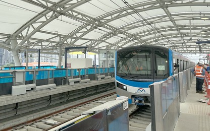 Từ 1/8, người dân được mang xe đạp gấp lên tàu metro số 1 TP.HCM