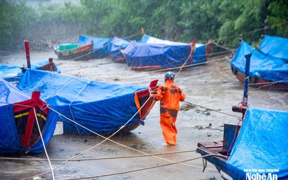 Nghệ An tổng lực ứng phó bão số 5 (Kajiki)