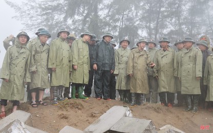 Phó Thủ tướng Trần Hồng Hà kiểm tra công tác ứng phó bão số 5 tại Hà Tĩnh
