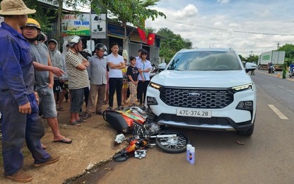 Đắk Lắk: Xe máy tông xe đạp điện, một học sinh tử vong thương tâm