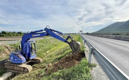 Khắc phục xói lở mái taluy cao tốc Vĩnh Hảo - Phan Thiết