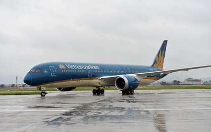 Nhiều chuyến bay không thể cất, hạ cánh tại Nội Bài