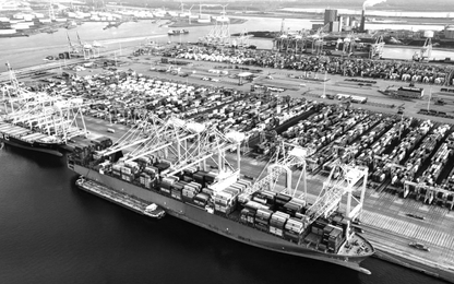 Phát triển vận tải liên hợp ở cảng Rotterdam