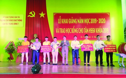 Trường Cao đẳng GTVT V:Khẳng định vị thế từ chất lượng nguồn nhân lực cao