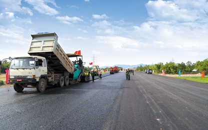 “Người lính Cụ Hồ” viết tiếp trang sử phát triển giao thông vận tải