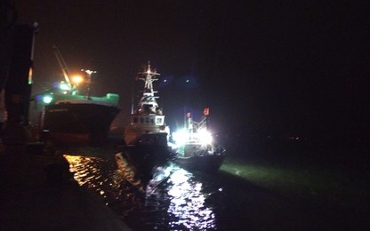 Cứu thành công 9 thuyền viên tàu Nghệ An gặp nạn trên biển