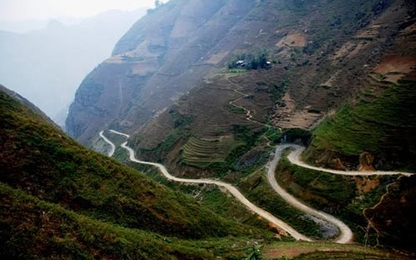 Hà Giang kiến nghị Bộ GTVT bố trí vốn để hoàn thiện QL.4D