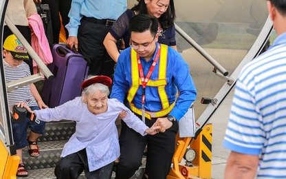 Đoàn thanh niên ACV tích cực triển khai các hoạt động hỗ trợ hành khách