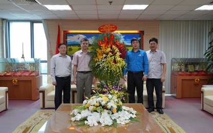 Công đoàn GTVT Việt Nam chúc mừng Ngày “Doanh nhân Việt Nam”