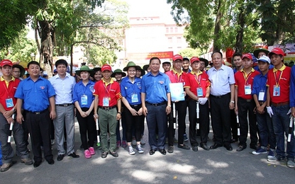 Động viên đội TNTN bảo đảm TTATGT trong kỳ thi THPT Quốc gia