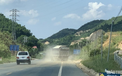 Yêu cầu tỉnh Hòa Bình kiểm tra, xử lý nghiêm xe chở quá tải