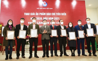 Trao nhiều giải ấn phẩm báo chí tiêu biểu