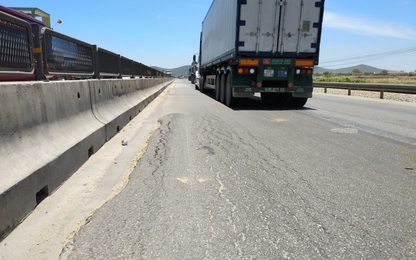 Nhiều đoạn tuyến QL1 qua Nghệ An-Hà Tĩnh xuất hiện hằn lún vệt bánh xe