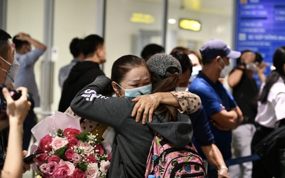 Sun Group, Vietnam Airlines triển khai thành công đưa người VN tại Ukraine về nước