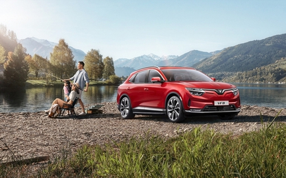 VinFast bán hai mẫu xe điện cao cấp tại Canada bao nhiêu tiền?