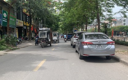 Hà Nội: Đỗ xe “vô lối”, đường Vũ Tông Phan thành “điểm nóng” ùn tắc