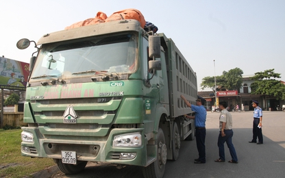 Lại bùng phát xe quá tải vẫn lúng túng cách xử lý