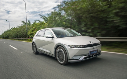 Sờ tận tay, lay vô lăng Hyundai Ioniq 5 leo lên đỉnh Ba Vì?